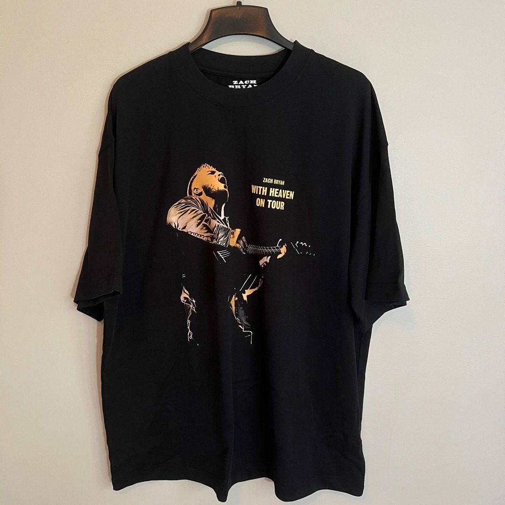 Zach Bryan With Heaven On Tour 2024 Concert T-Shirt Black XXL Men's Graphic Tee